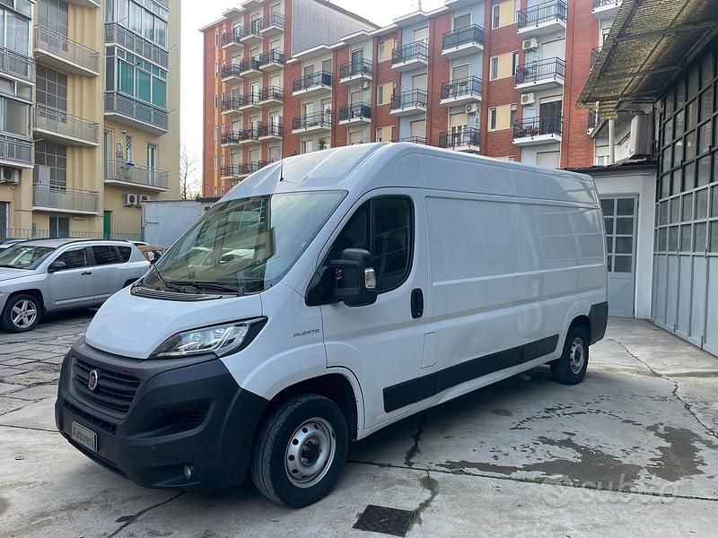 Usata Fiat Ducato 160 CV (117 kW) 2021 Bianco Furgone