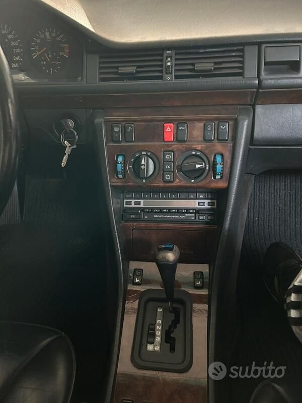 Usata Mercedes E300 Sportline 1991 Nero Coupé