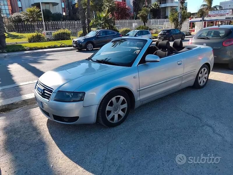 Usata Audi A4 Cabriolet 220 CV (161 kW) 2005 Grigio Cabrio