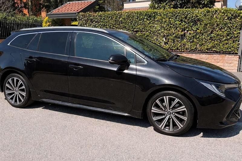 Usata Toyota Corolla Style 152 CV (111 kW) 2022 Station wagon