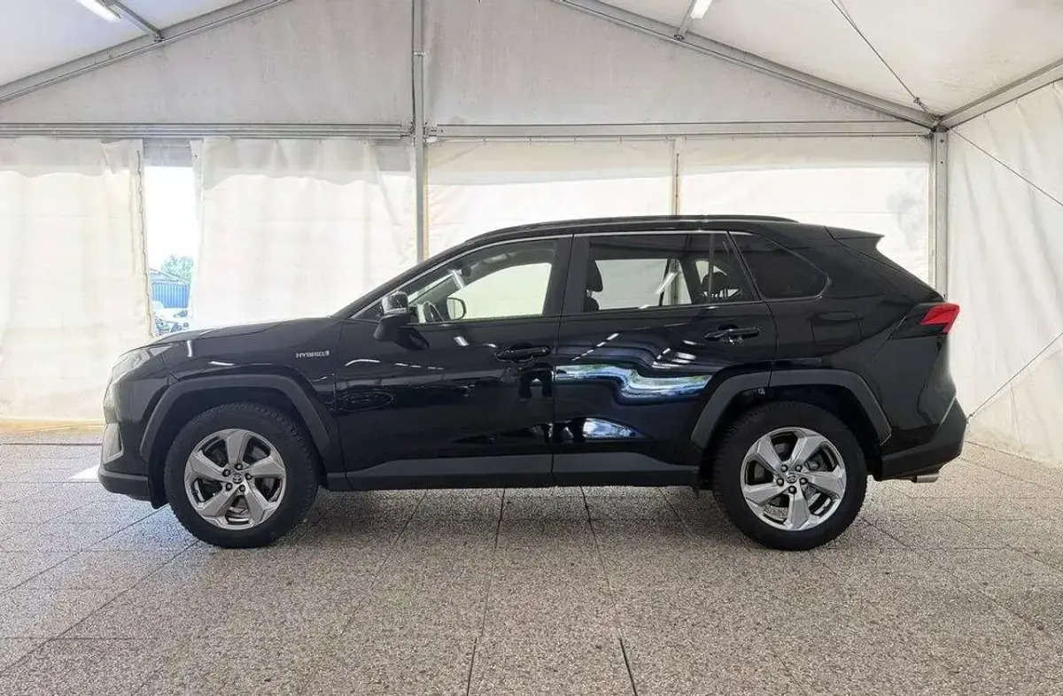 Usata Toyota RAV4 Hybrid 218 CV (160 kW) 2021 Nero SUV
