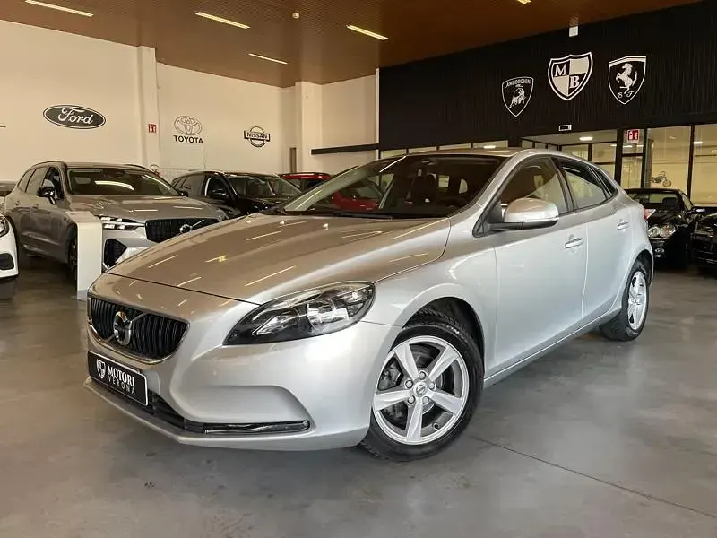 Usata Volvo V40 Business Edition 120 CV (88 kW) 2018
