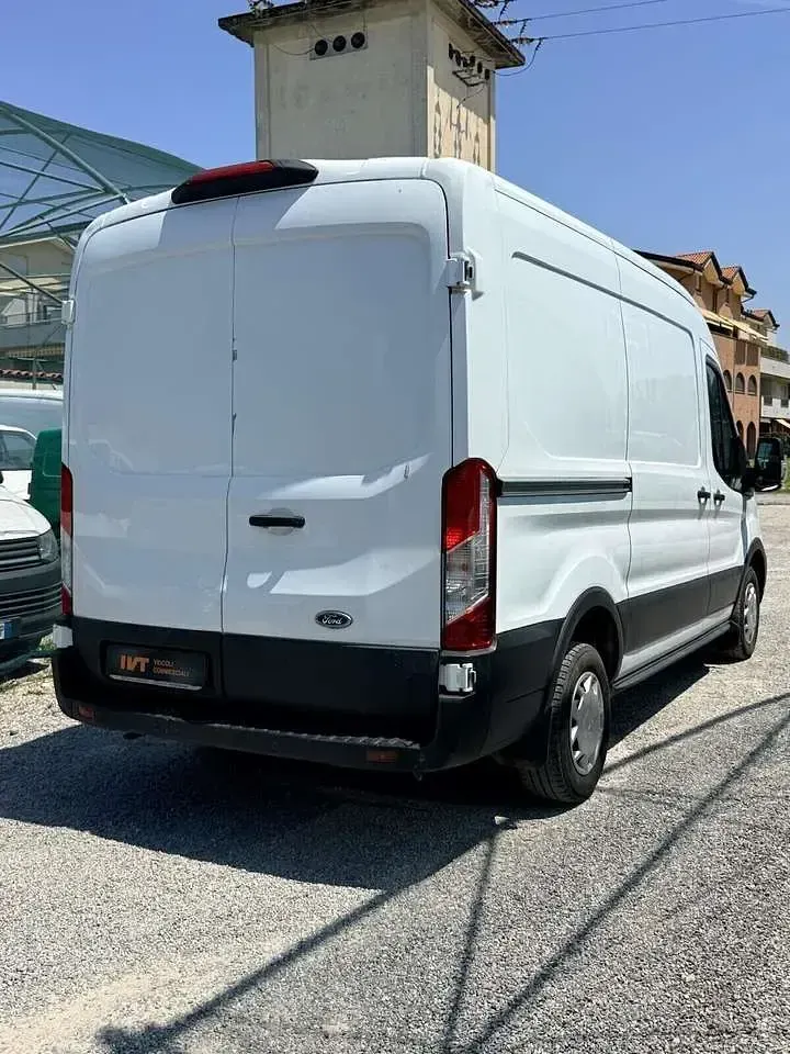 Usata Ford Transit 131 CV (96 kW) 2019 Bianco Furgone