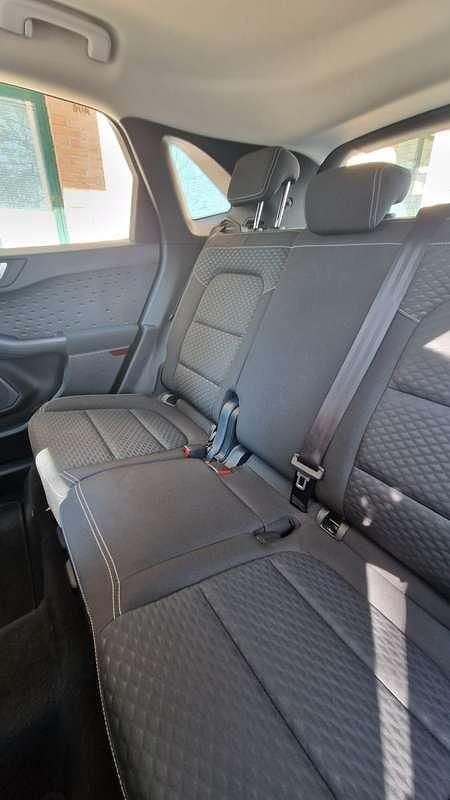 Usata Ford Kuga 120 CV (88 kW) 2021 Blu/azzurro SUV