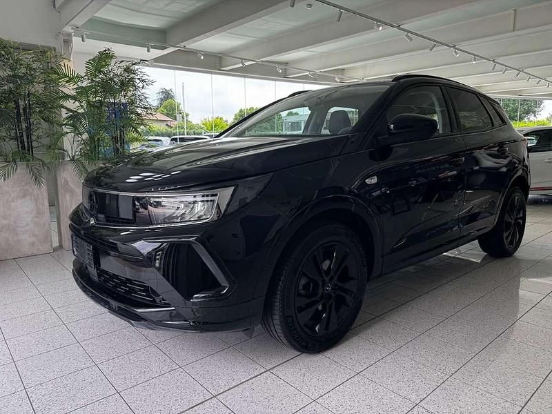 Nero Usata 2024 Opel Grandland X SUV | 21.900 € (Ottimo prezzo) - Immagine 1/4
