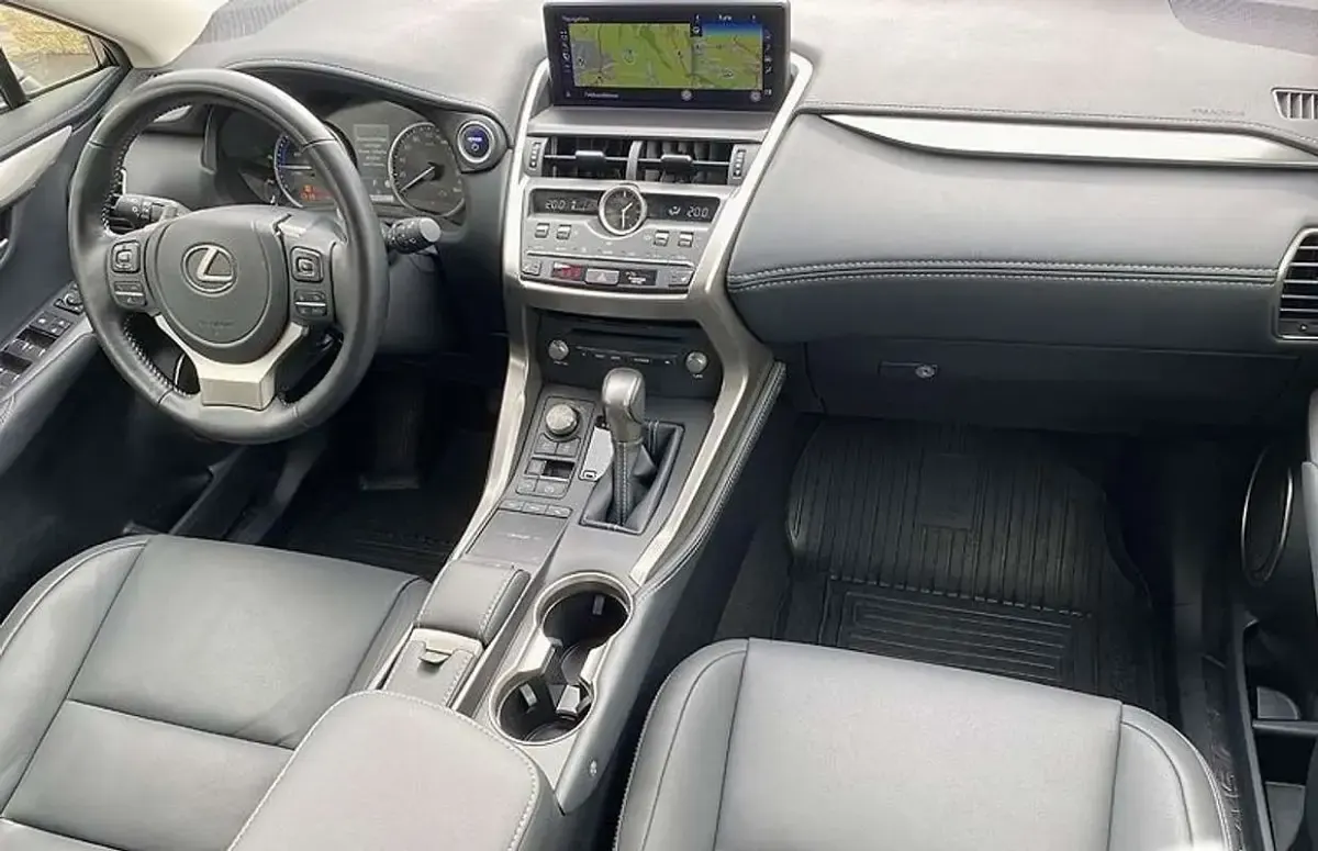 Usata Lexus NX300h 109 CV (80 kW) 2019 SUV