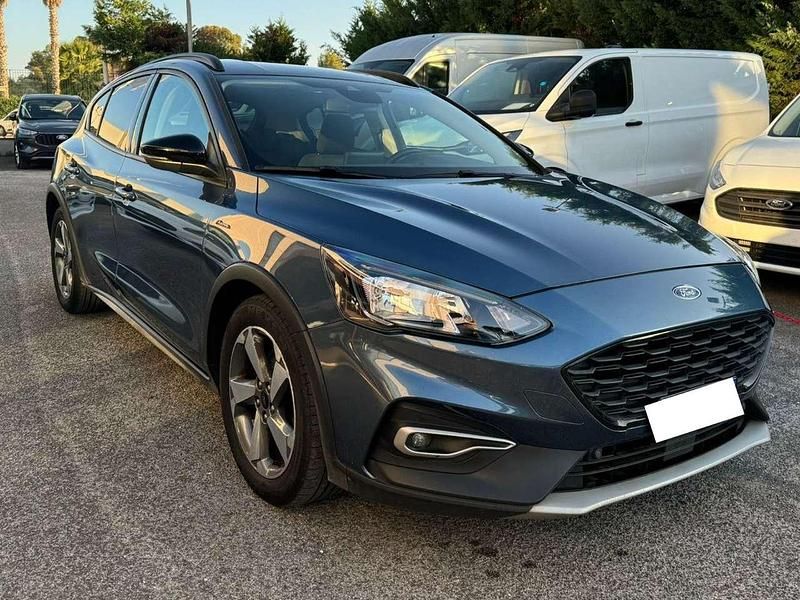 Usata Ford Focus Active 120 CV (88 kW) 2019 Chrome blue