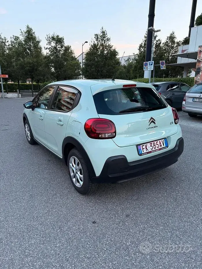 Usata Citroën C3 82 CV (60 kW) 2017 Verde Berlina