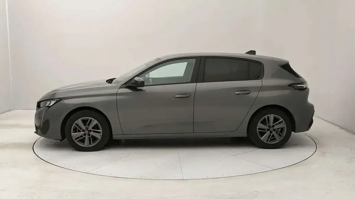 Usata Peugeot 308 Allure 131 CV (96 kW) 2024 Grigio Berlina