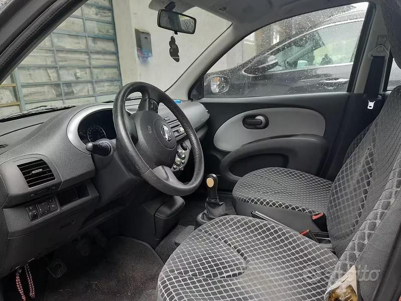 Usata Nissan Micra 80 CV (58 kW) 2007 Grigio Berlina
