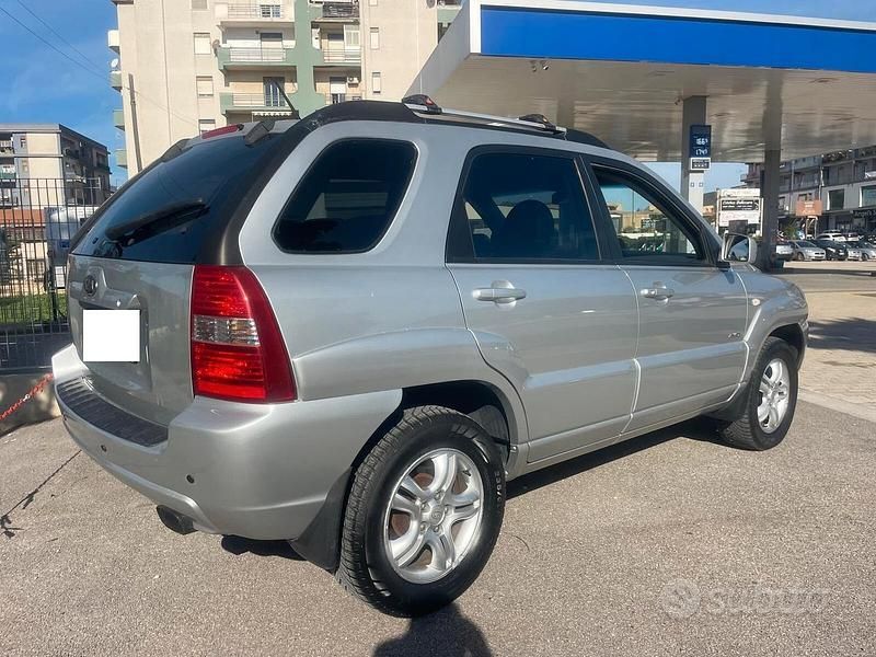 Usata Kia Sportage 140 CV (102 kW) 2006 Grigio SUV