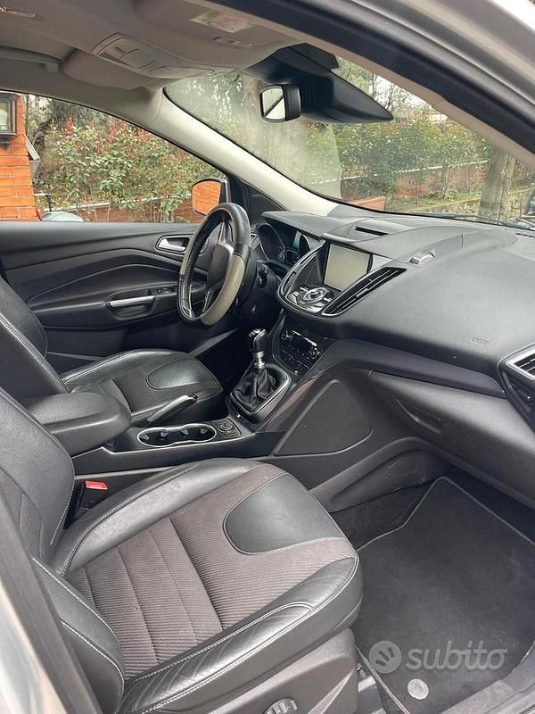 Usata Ford Kuga 2015 Grigio SUV