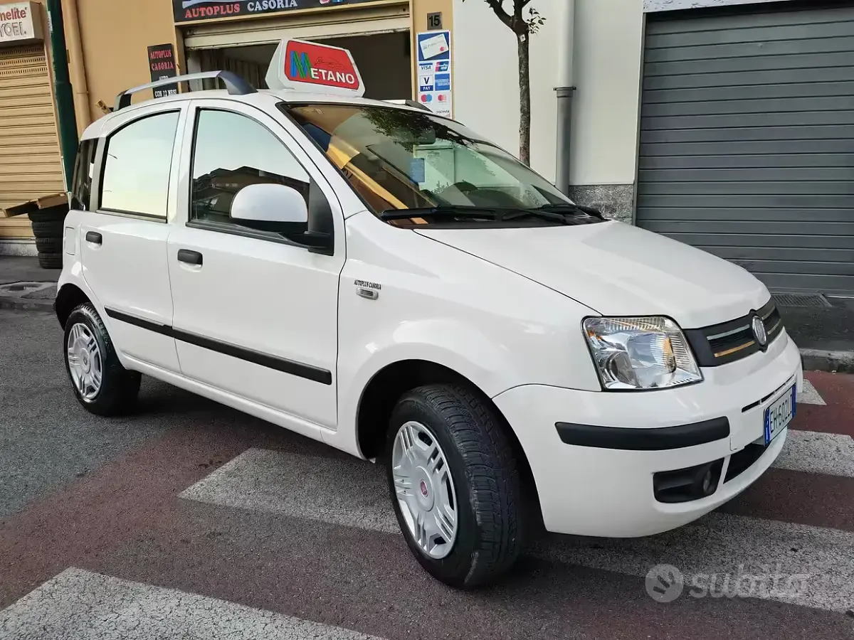 Usata Fiat Panda Dynamic 77 CV (56 kW) 2011 Bianco Utilitaria