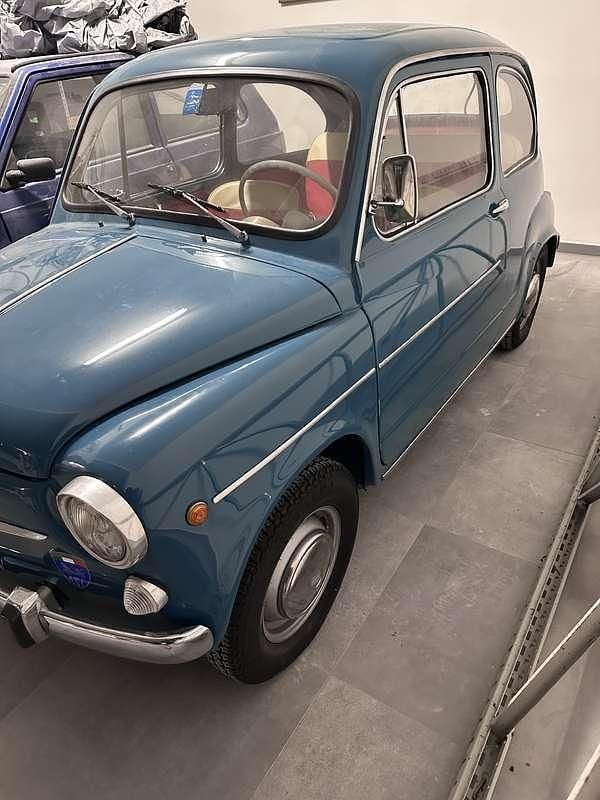 Usata Fiat 750 68 CV (50 kW) 1966 Blu/azzurro Coupé