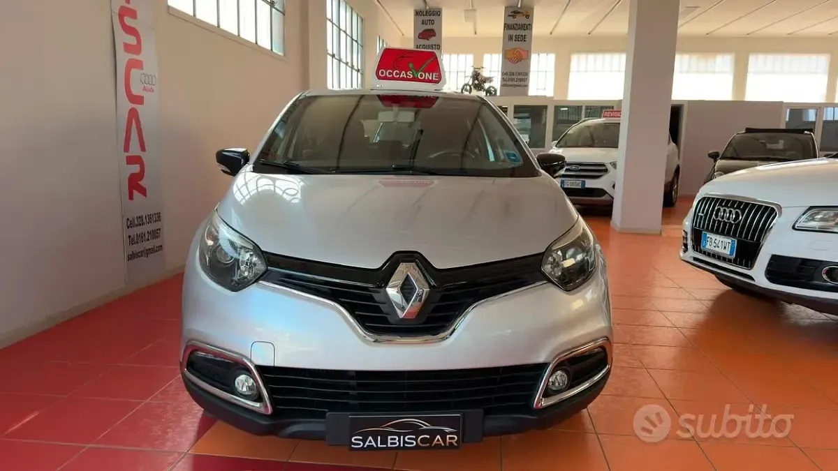 Usata Renault Captur 90 CV (66 kW) 2015 Grigio SUV