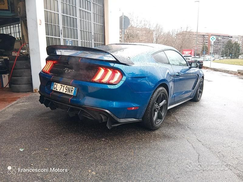 Usata Ford Mustang 314 CV (230 kW) 2018 Blu Coupé