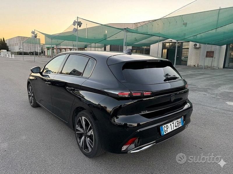 Occasion Peugeot 308 Allure 131 ch (96 kW) 2023 Noir Berline