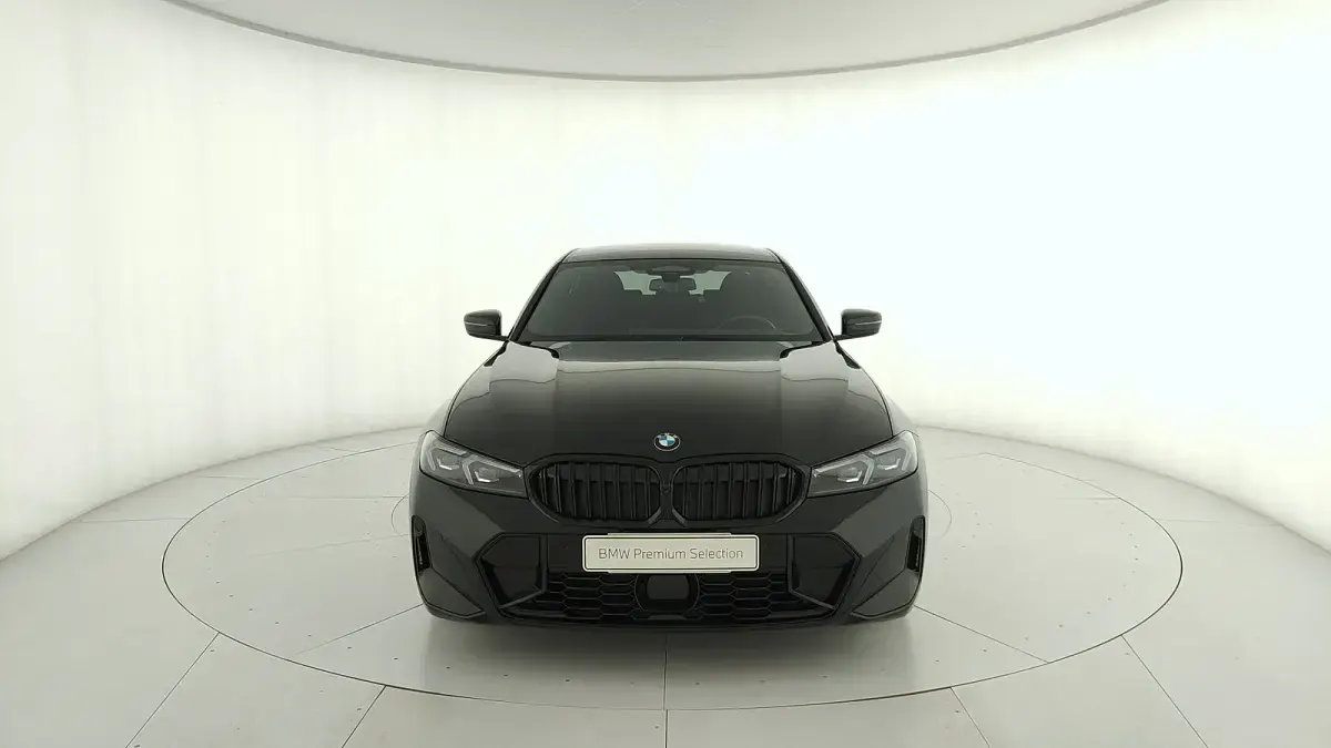 Usata BMW 320e M Sport 2025 Nero Berlina