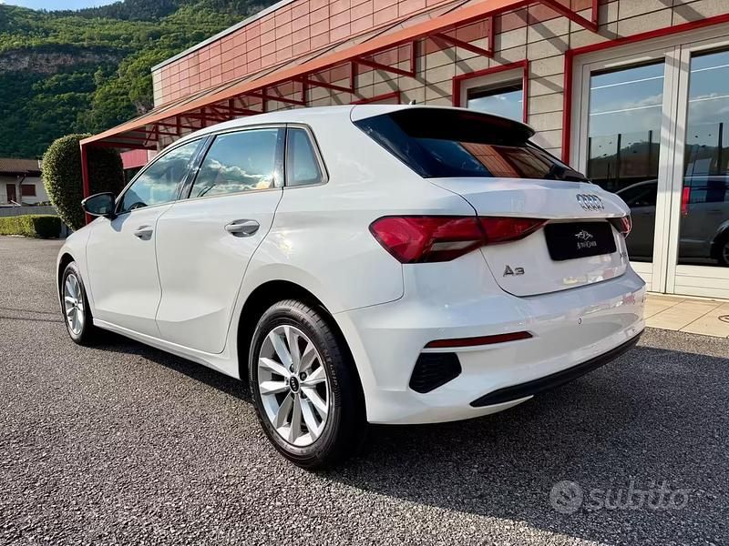 Usata Audi A3 S-Line 116 CV (85 kW) 2021 Bianco Berlina