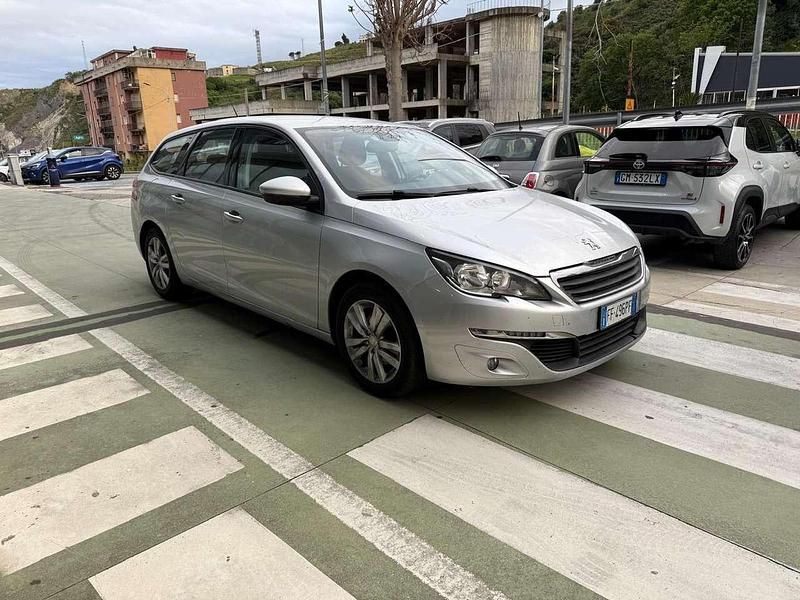 Usata Peugeot 308 Active 120 CV (88 kW) 2016 Grigio Station wagon