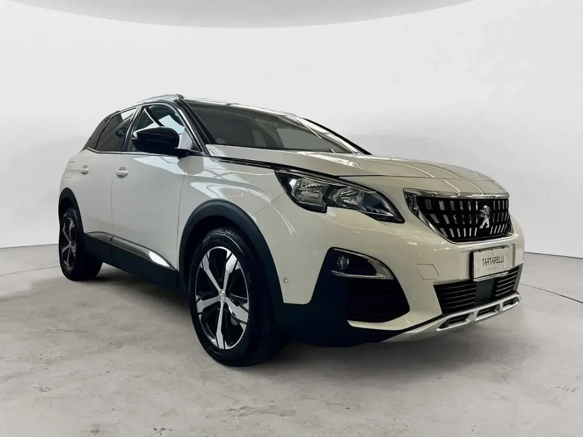 Usata Peugeot 3008 Allure 131 CV (96 kW) 2019 SUV