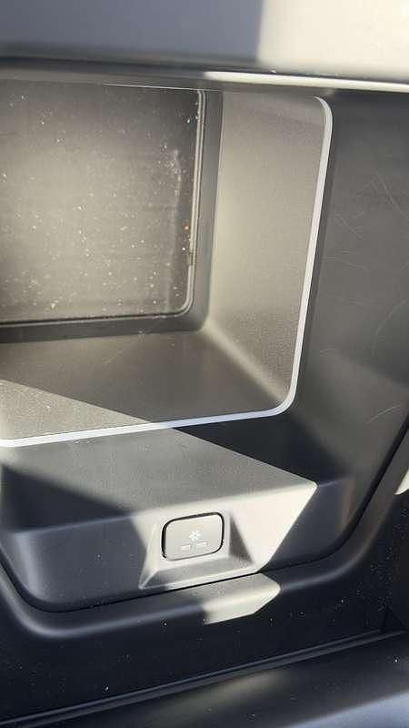 Usata Land Rover Defender 249 CV (183 kW) 2024 SUV