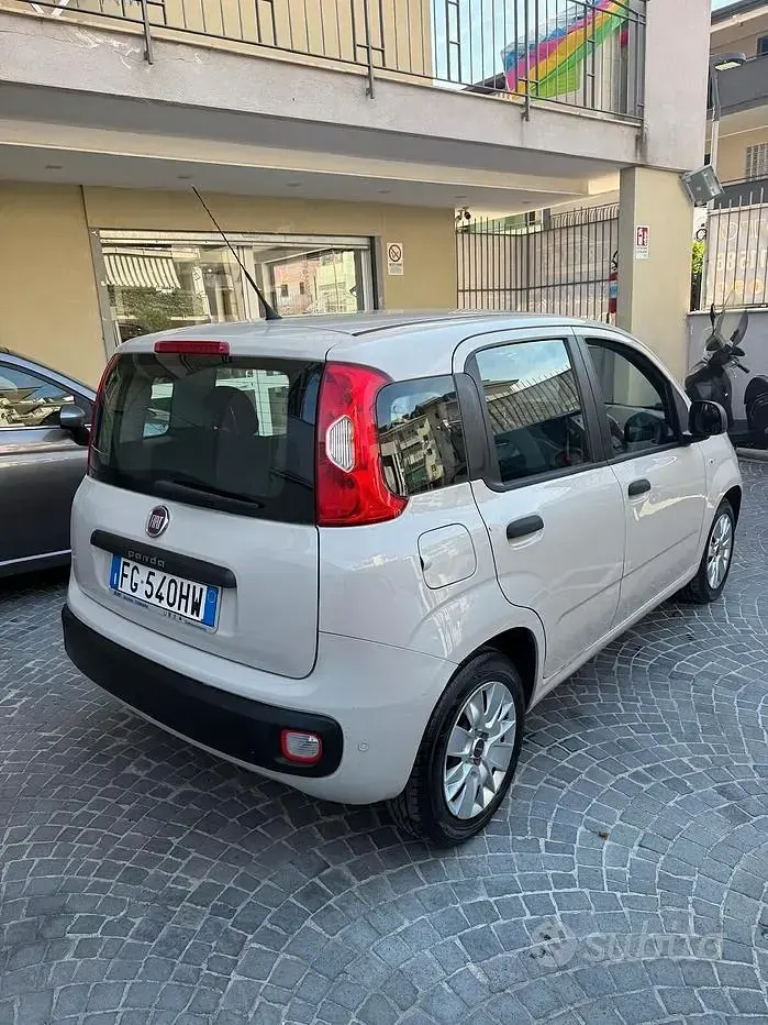 Usata Fiat Panda Lounge 95 CV (69 kW) 2016 Beige Utilitaria