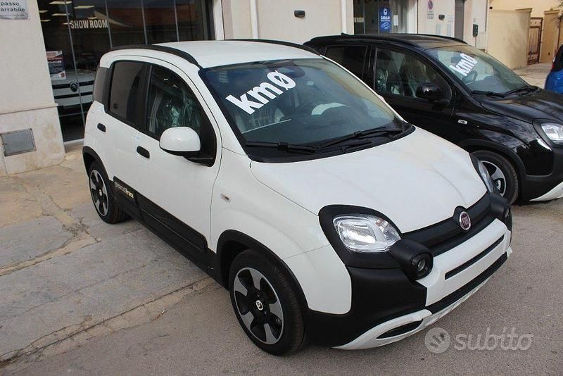 Nuova Fiat Panda S 70 CV (51 kW) 2025 Bianco Berlina