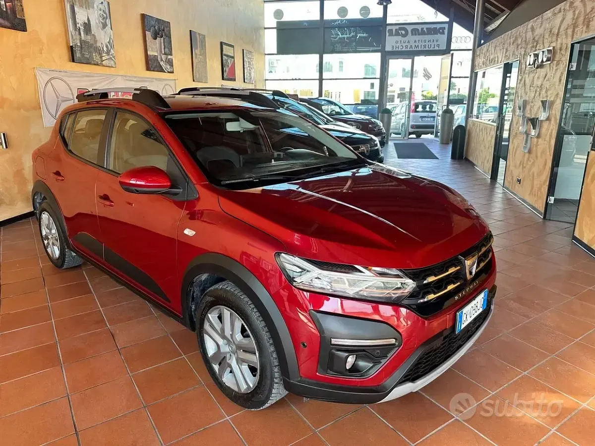 Usata Dacia Sandero Stepway 101 CV (74 kW) 2022 Rosso Berlina