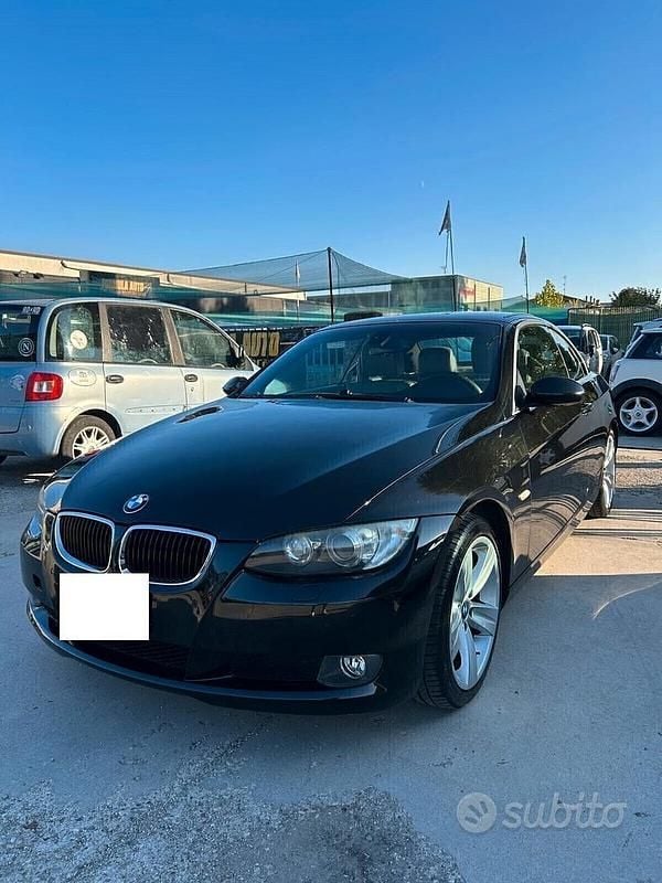 Usata BMW 320 Cabriolet 170 CV (125 kW) 2007 Nero Cabrio