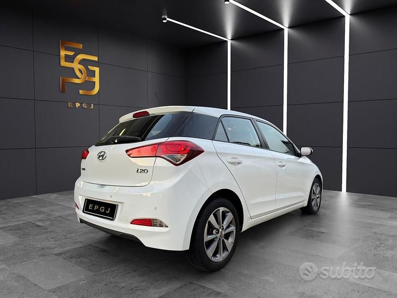 Usata Hyundai i20 Style 90 CV (66 kW) 2017 Bianco Berlina
