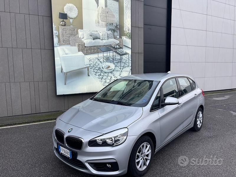 Grigio Usata 2015 BMW 218 Luxury Line Station wagon | 9900 € (Ottimo prezzo) - Immagine 1/4