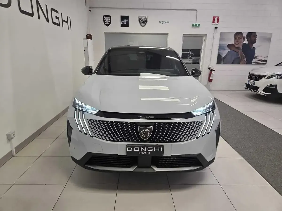 Usata Peugeot 3008 GT 136 CV (100 kW) 2025 Okenite SUV