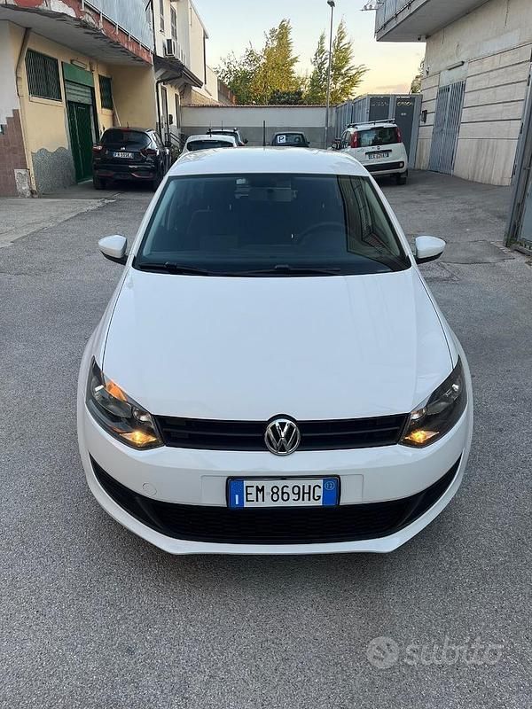 Usata VW Polo 75 CV (55 kW) 2012 Bianco Utilitaria