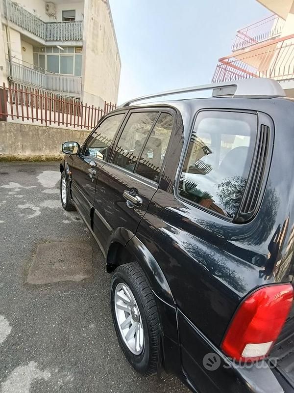 Usata Suzuki Grand Vitara 2005 Nero SUV