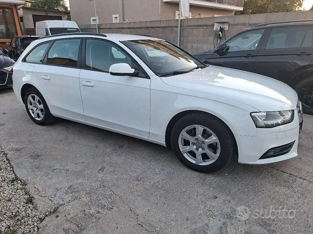 Begagnad Audi A4 150 HK (110 kW) 2015 Vit Kombi