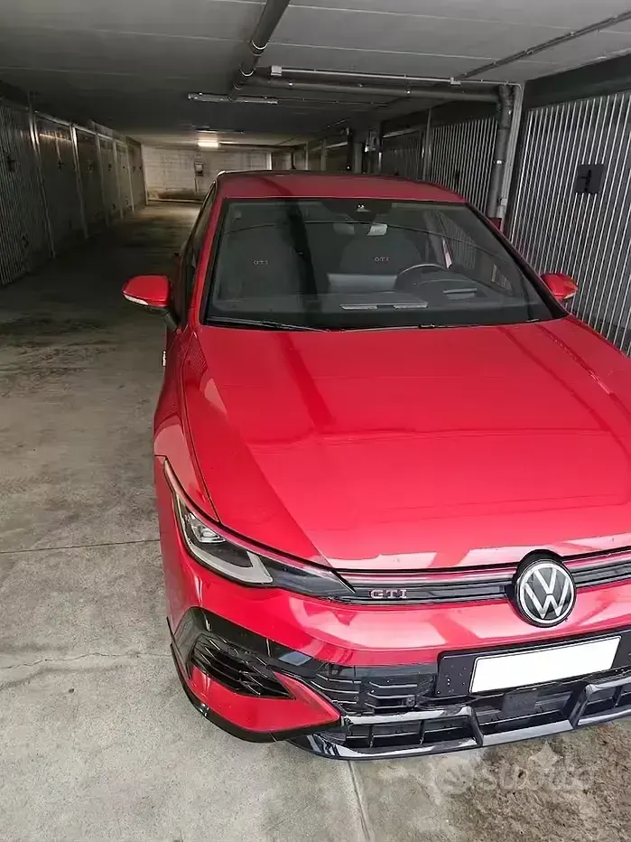 Usata VW Golf VIII GTI Clubsport 300 CV (220 kW) 2024 Berlina