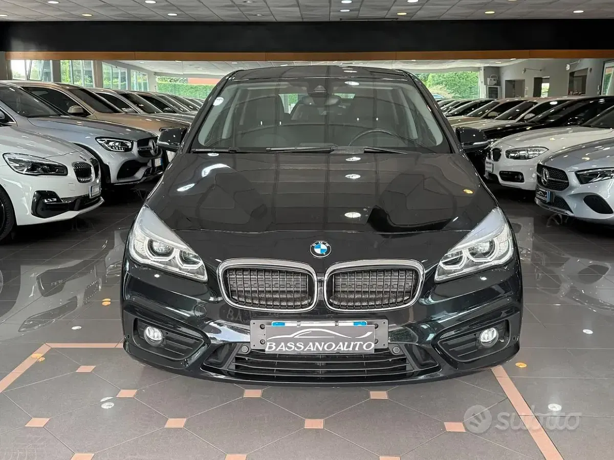Usata BMW 216 Active Tourer Advantage 150 CV (110 kW) 2016 Nero Monovolume