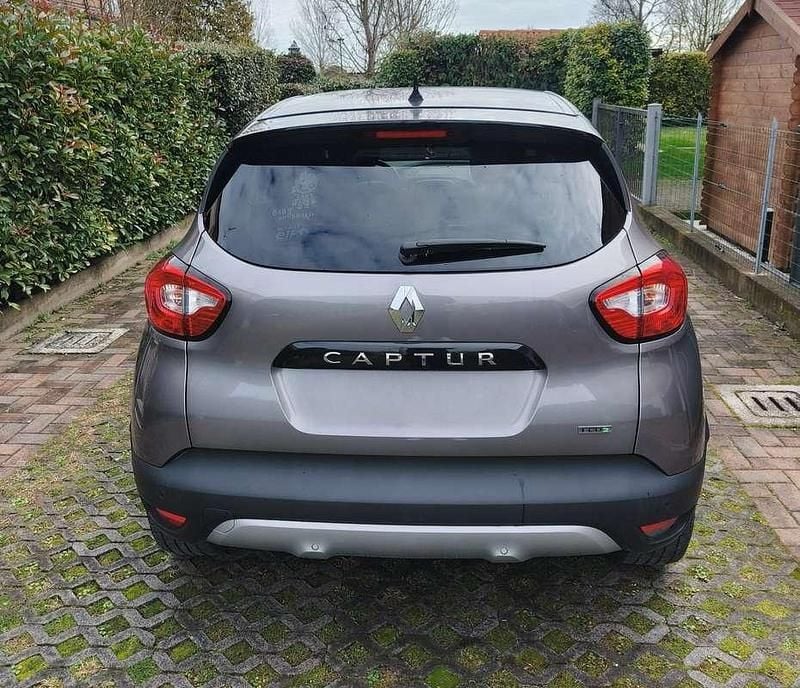 Usata Renault Captur Intens 90 CV (66 kW) 2017 SUV