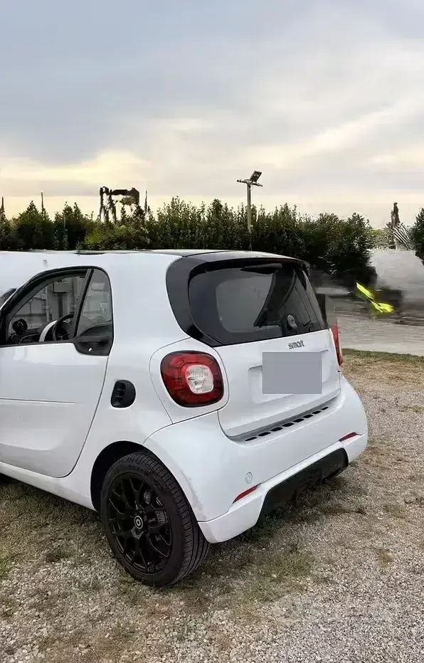 Usata Smart ForTwo Coupé 71 CV (52 kW) 2018 Bianco Coupé
