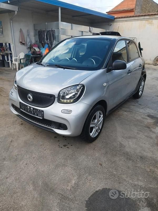 Argento Usata 2016 Smart ForFour Due volumi | 7200 € (Ottimo prezzo) - Immagine 1/4