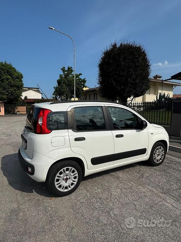 Usata Fiat Panda 85 CV (62 kW) 2015 Bianco Utilitaria