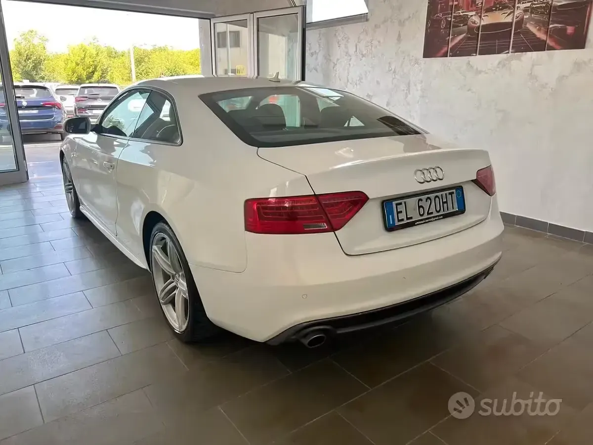 Usata Audi A5 Advanced 204 CV (150 kW) 2012 Bianco Coupé