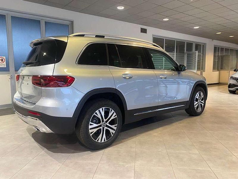 Nuova Mercedes GLB200 Advanced 150 CV (110 kW) 2026 Argento SUV
