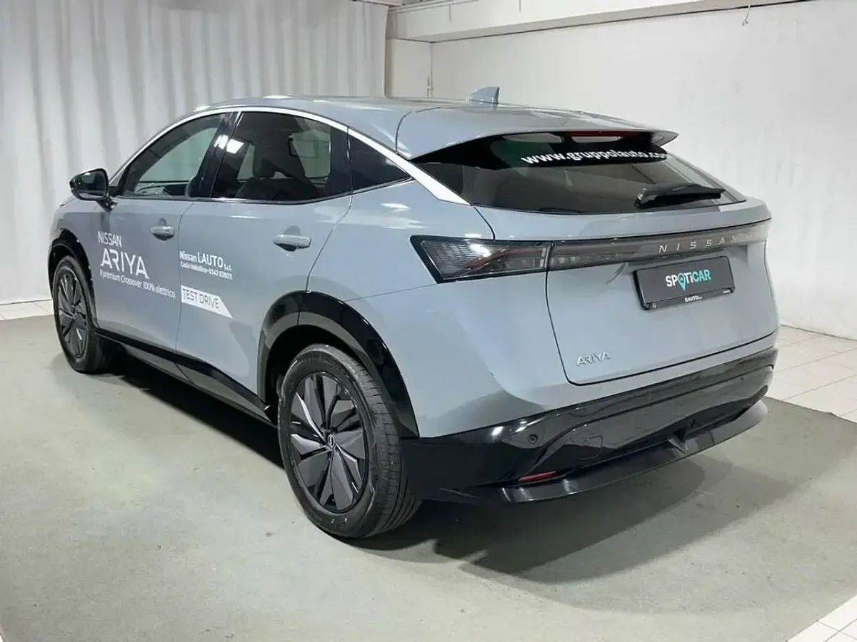 Usata Nissan Ariya Advance 177 kW (242 CV) 2025 Grigio SUV