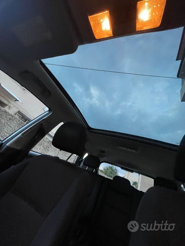 Usata Toyota Verso 126 CV (92 kW) 2011 Grigio Monovolume