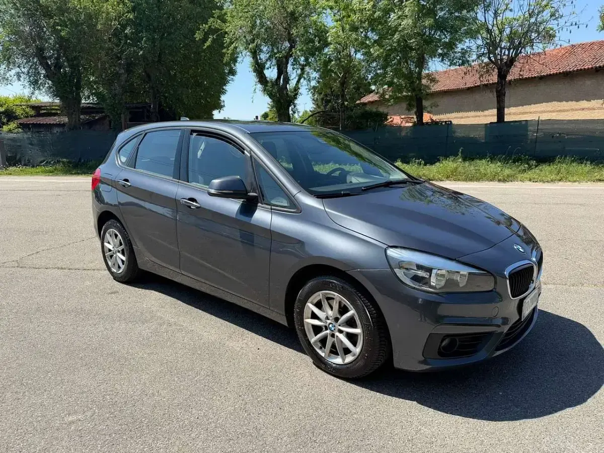 Gebraucht BMW 218 Active Tourer Advantage 150 PS (110 kW) 2016 Other Van / Kleinbus