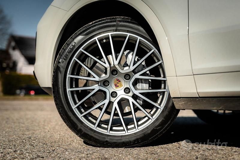 Usata Porsche Cayenne Platinum Edition 340 CV (250 kW) 2022 Bianco SUV