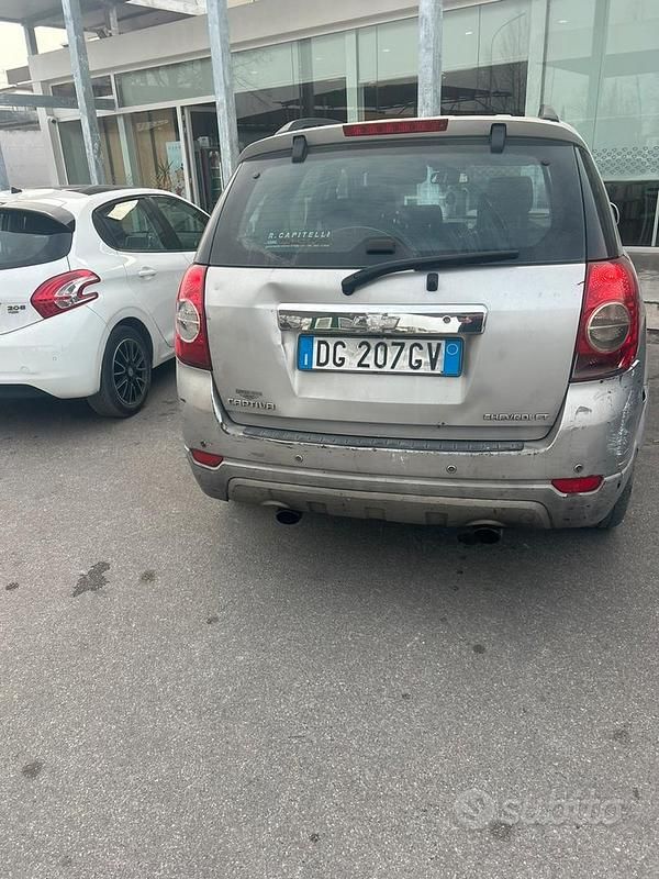 Usata Chevrolet Captiva 2006 Grigio SUV