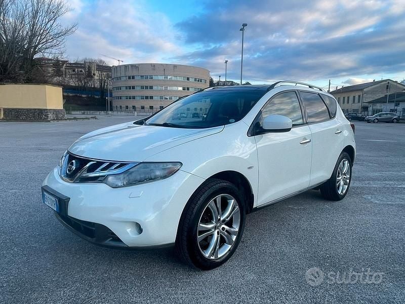 Bianco Usata 2011 Nissan Murano Station wagon | 6900 € (Buon prezzo) - Immagine 1/4